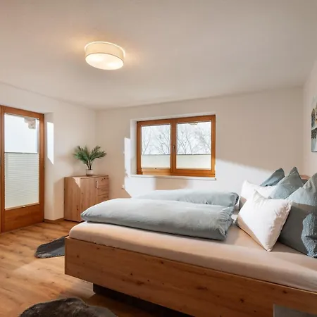 Ferienwohnung Bruneiden Apartman